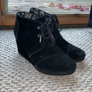 Black heels